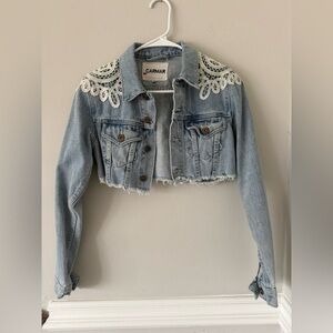 Carmar Cropped Jean Jacket With Lace Detail Women’s XS Originally‎ $228